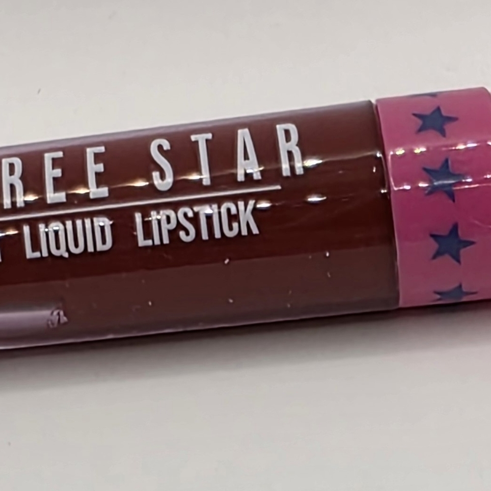 Jeffree Star Liquid Lipstick - Mosh Pit- Brand New In Box, Limited Edition